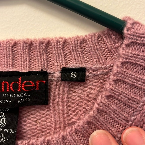 Pink cable knit Outlander sweater 100% wool size Small - Picture 3 of 8